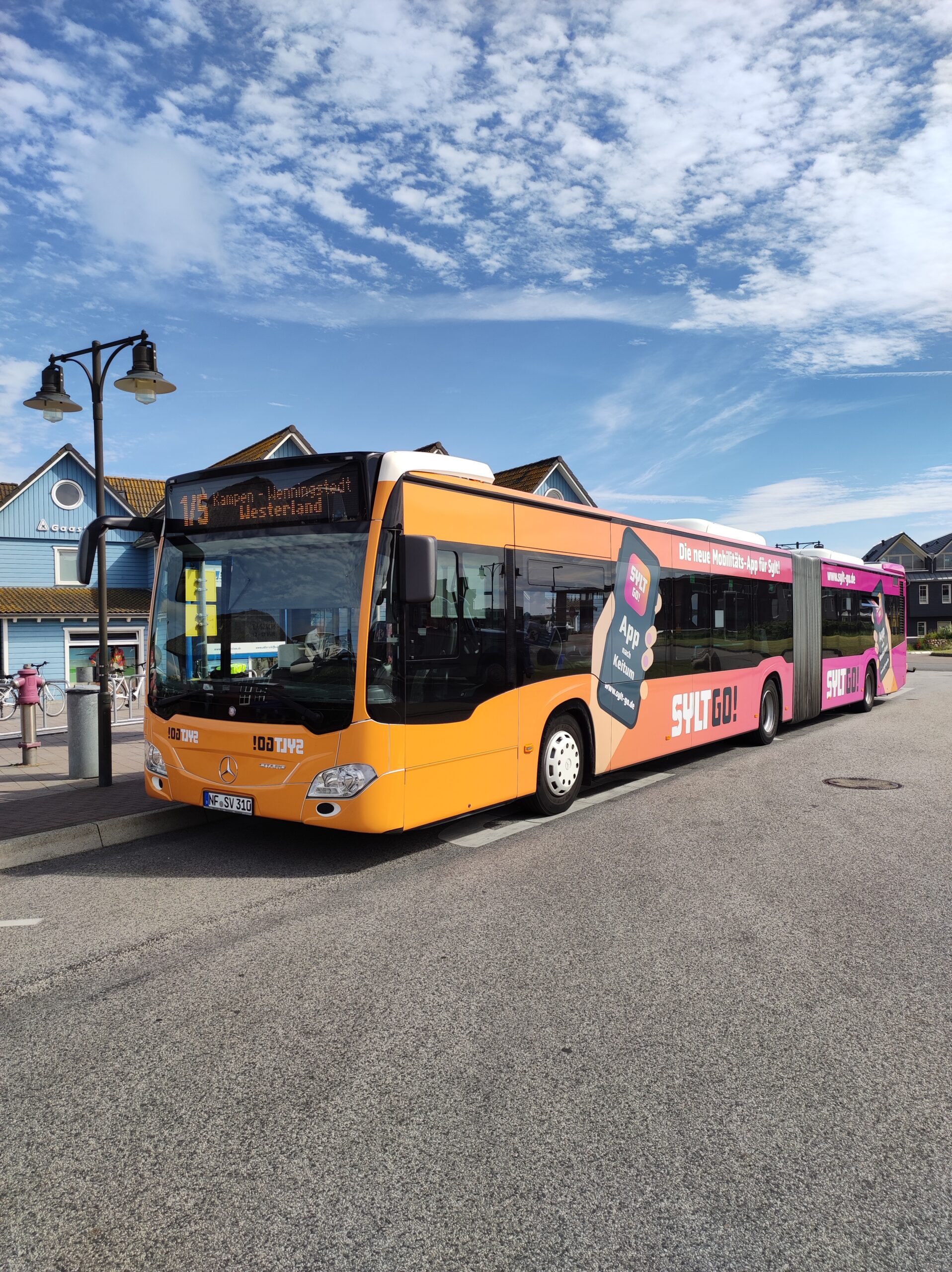 SVG Bus mit SyltGO Beklebung